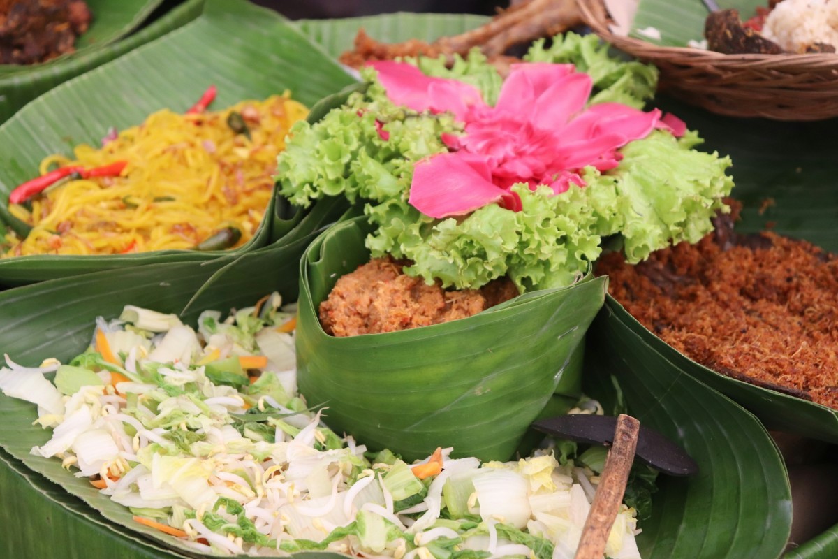 Sensasi Nostalgia: Warung Pecel Tersembunyi di Gang Ponorogo, Cita Rasa Legend Setelah 27 Tahun Berjualan dan Punya Rasa Tradisional yang Memikat!