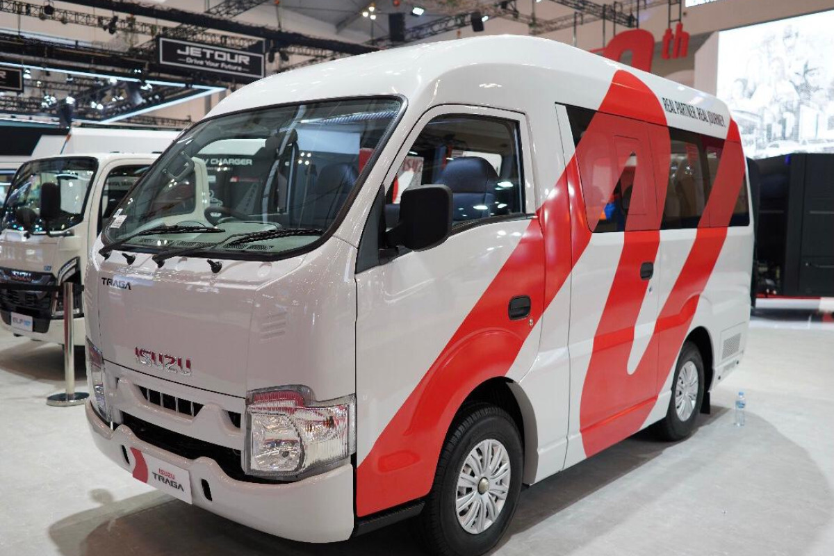 Isuzu Traga Bus Pilihan Tepat Bisnis Transportasi Angkutan Penumpang