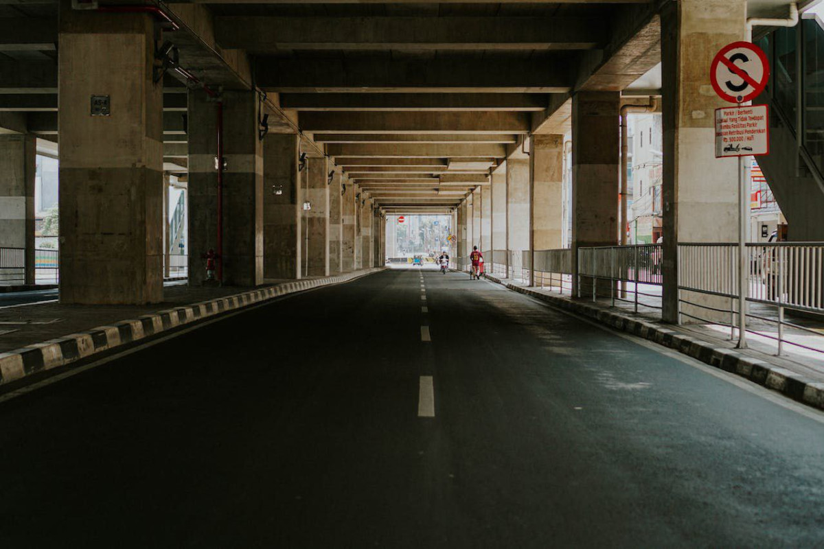 Underpass Bandara Yogyakarta DIY Buat Pengendara Takjub! Ada Kejutan Pertunjukan Dinding Menari!