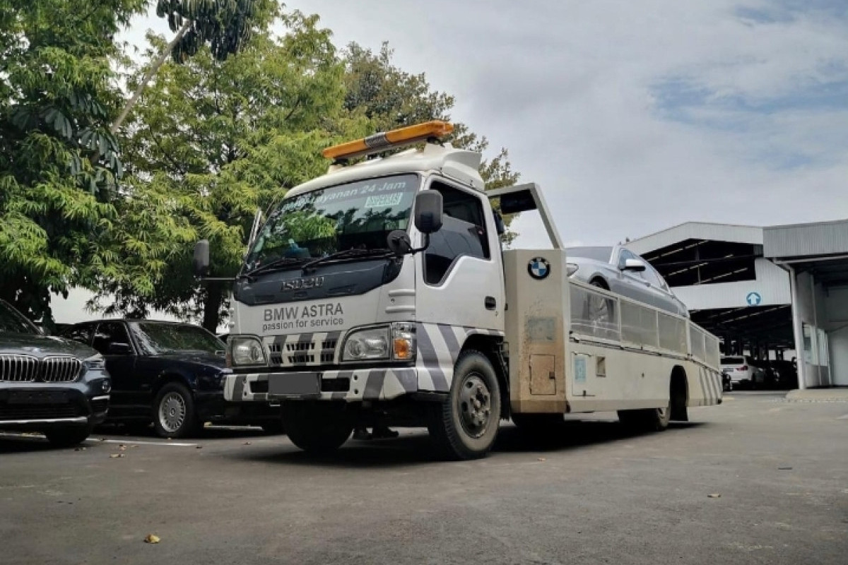 Untuk Antisipasi dan Evakuasi Banjir Jakarta BMW Astra Siagakan Armada Gratis