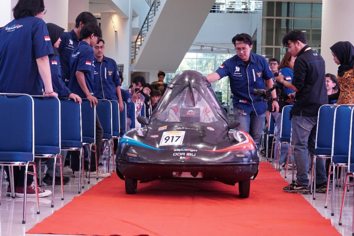Keren, Siap Pertahankan Juara Tim Sapuangin ITS Luncurkan Mobil Baru!