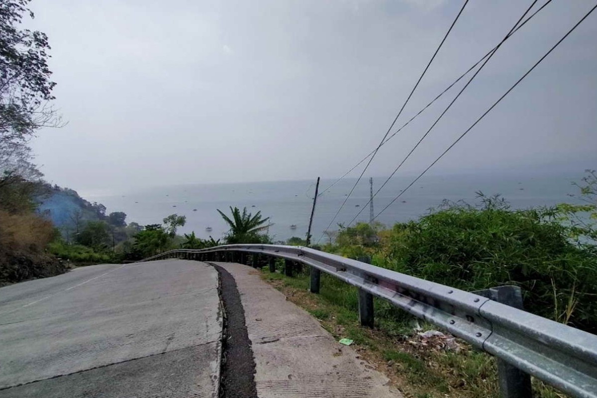 Ngeri! Jalan dengan Kelokan Paling Curam di Jawa Barat, Sukabumi ...