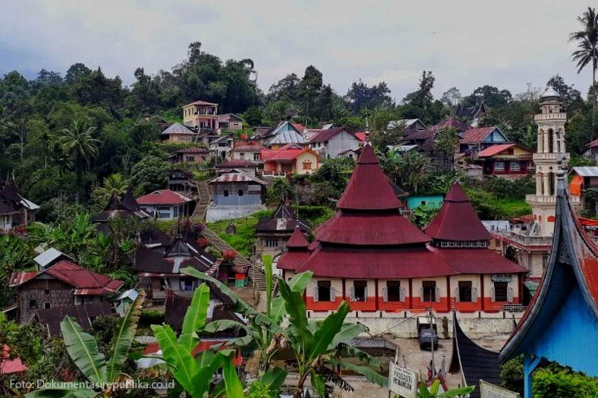 Destinasi Orang Kaya! Inilah Kampung Miliarder di Sumatera Barat, Berlimpah Emas dan Jembatan Gantung Super Panjang