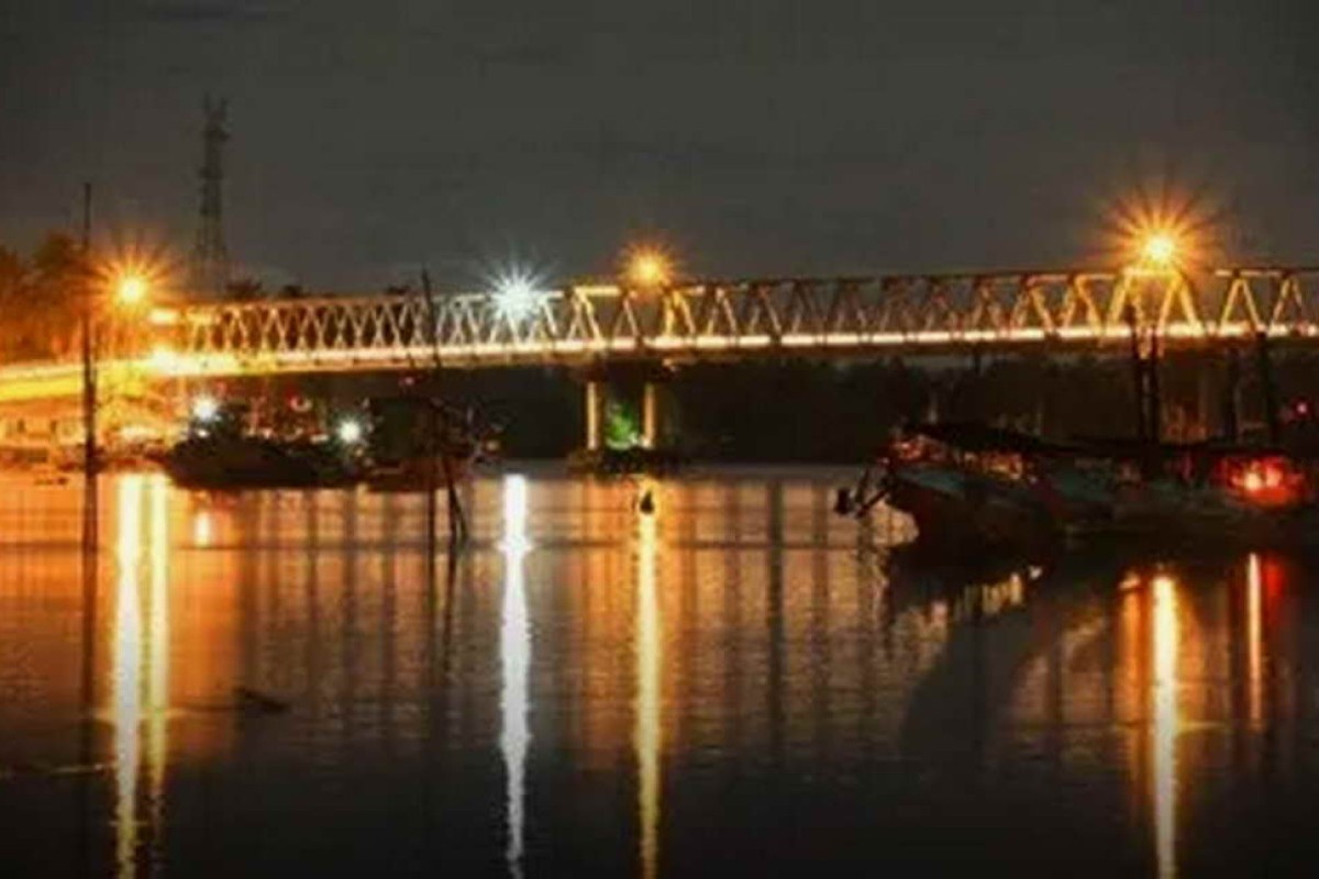 Pesona Alam Sumatera Utara di Jembatan Terpanjang di SUMUT Menyuguhkan Pemandangan Sunset yang Memukau, Bisa Anda Menebak Lokasinya?