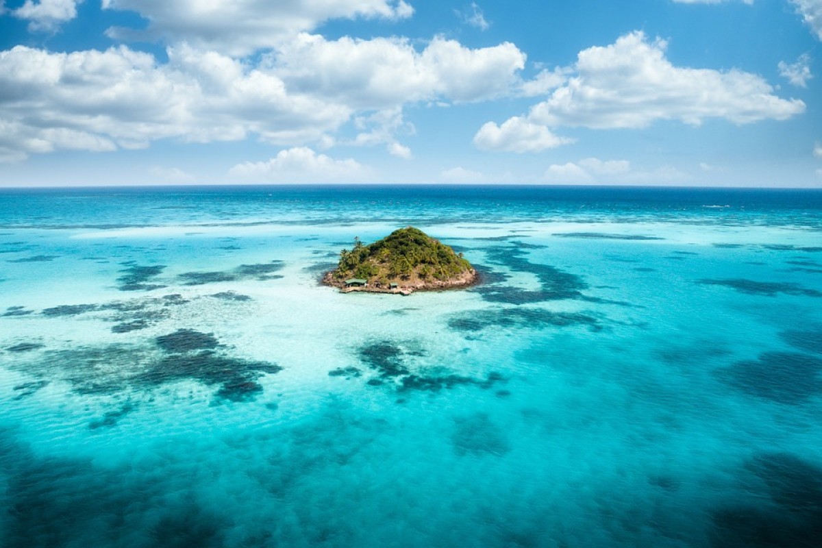 Mirip Negeri Bidadari! Kalimantan Timur Punya Pulau yang Sudah Dikerumuni Pelancong Sebanyak 20 Ribu Tiap Tahun, 3 Jam dari Tanjung Redeb