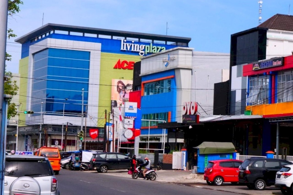 3 Mal Mewah di Padang yang Bikin Terpesona, Tak Kalah Glamor dari Mall di Surabaya dan Semarang - Temukan Alamatnya!