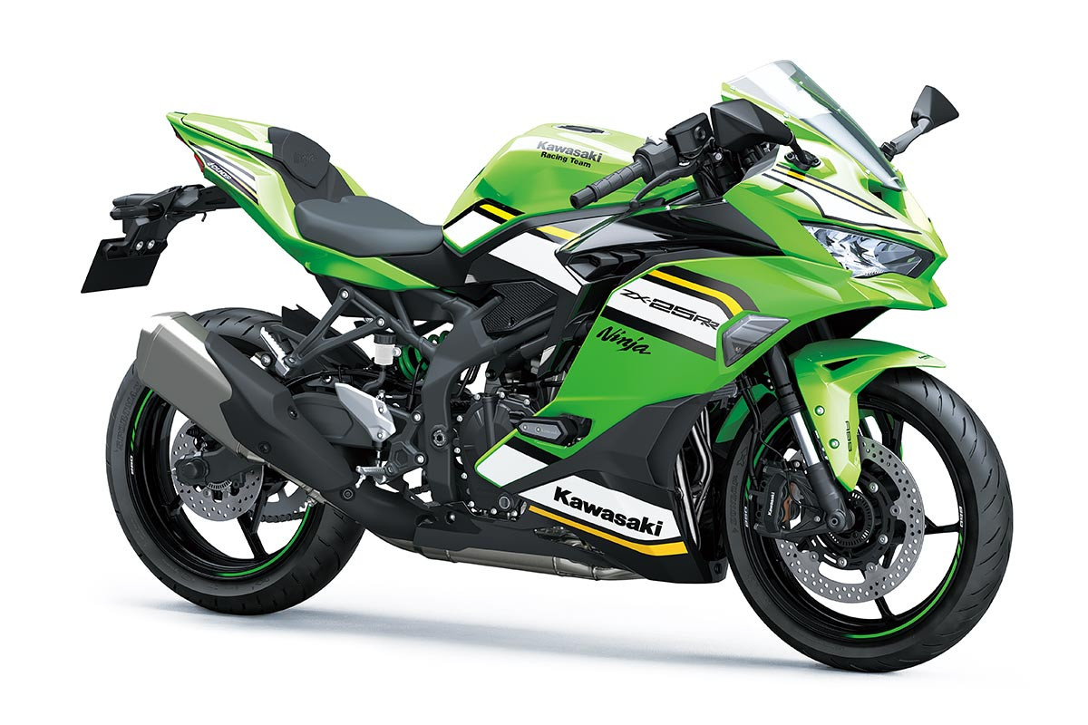 Kawasaki Ninja ZX-25 RR Model Year 2025 KRT Edition Unggulkan Livery Yang Lebih Racing Sporty