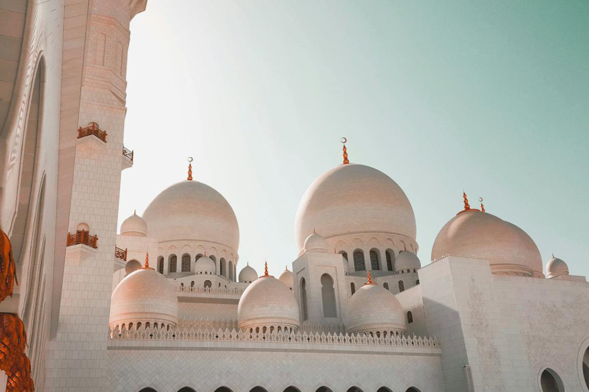 Masjid Megah di Jawa Timur Ini Disulap Jadi Area Pemakaman Terbesar di Jawa Timur hingga Dijuluki Taj Mahal Jatim 