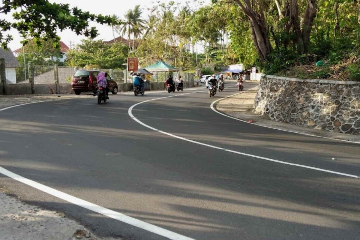 Menyusuri Jalan Raya Senggigi yang Memperlihatkan Keindahan Nusa Tenggara Barat, Hanya 20 Menit dari Ibukota Mataram