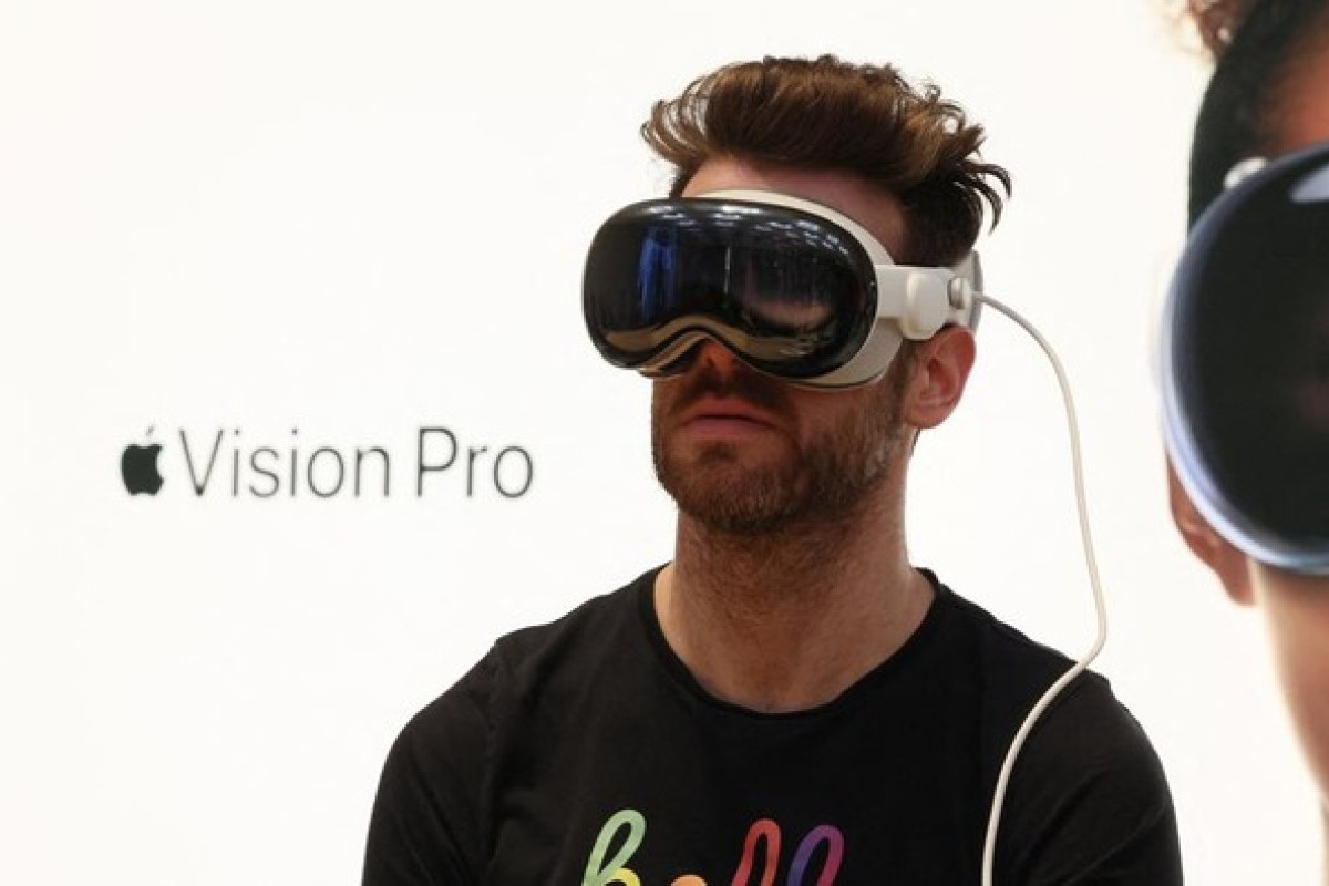 Sejumlah Pembeli Memutuskan Untuk Refund Apple Vision Pro, Bingung Cara Setup Awal Jadi Alasan, Simak Apa yang Harus Dilakukan Saat Headsetnya Baru Dikeluarkan Dari Boks