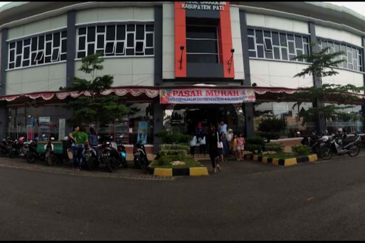 Mall Pertama di Pati, Jawa Tengah, Terletak 5,7 Km dari Masjid Agung Baitunnur, Terkenal dengan Kemewahan dan Fasilitas Lengkap Termasuk Bioskop dan Pusat Olahraga