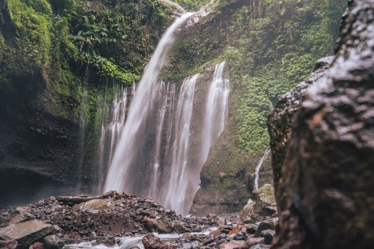 Tampil Memukau Dengan Pesona Alamnya, Air Terjun Manggisan Jadi Lokasi Wisata Menarik Habiskan Weekend di Lumajang