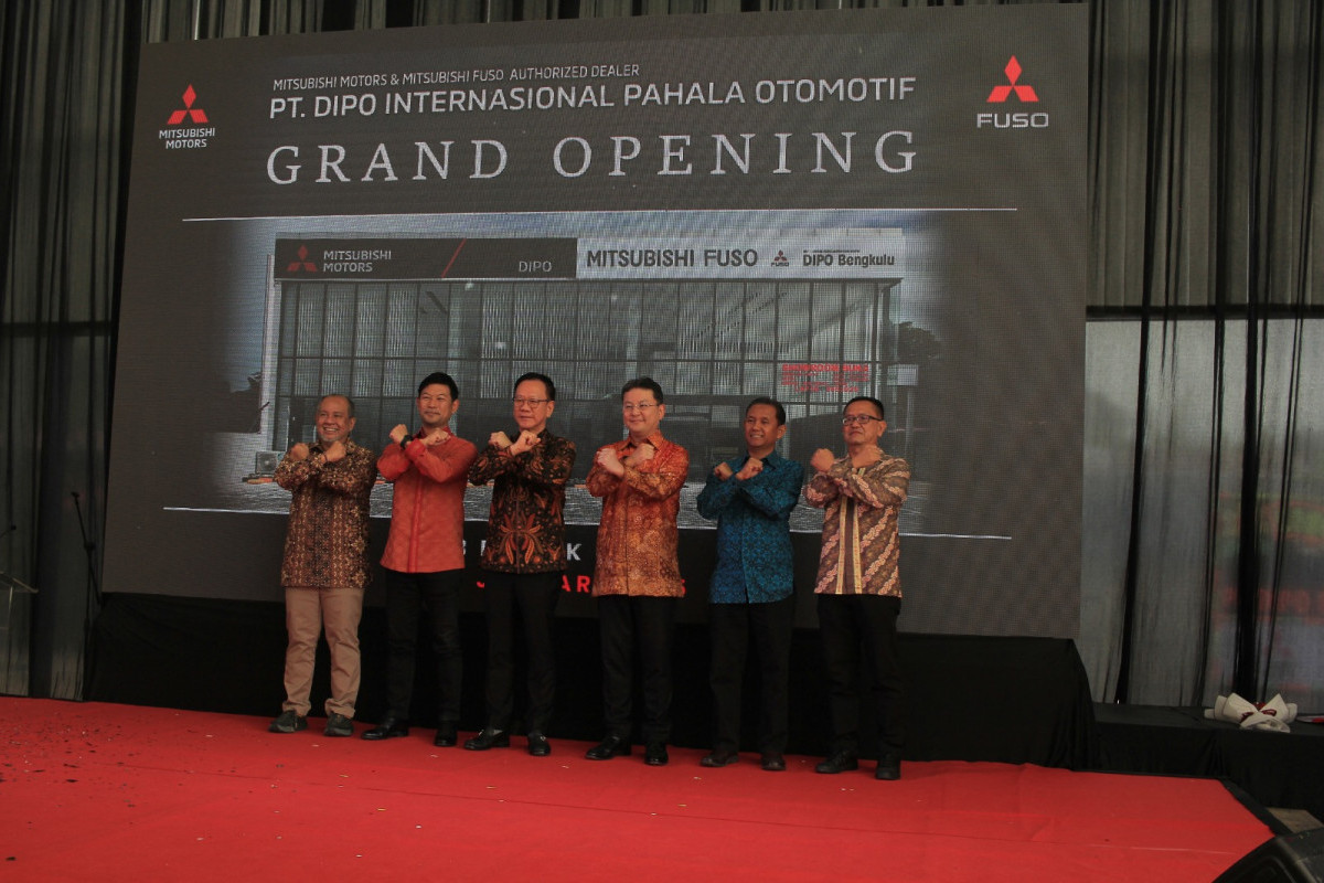 Gandeng PT DIPO Internasional Pahala Otomotif, Mitsubishi Fuso Resmikan Dealer di Kota Bengkulu