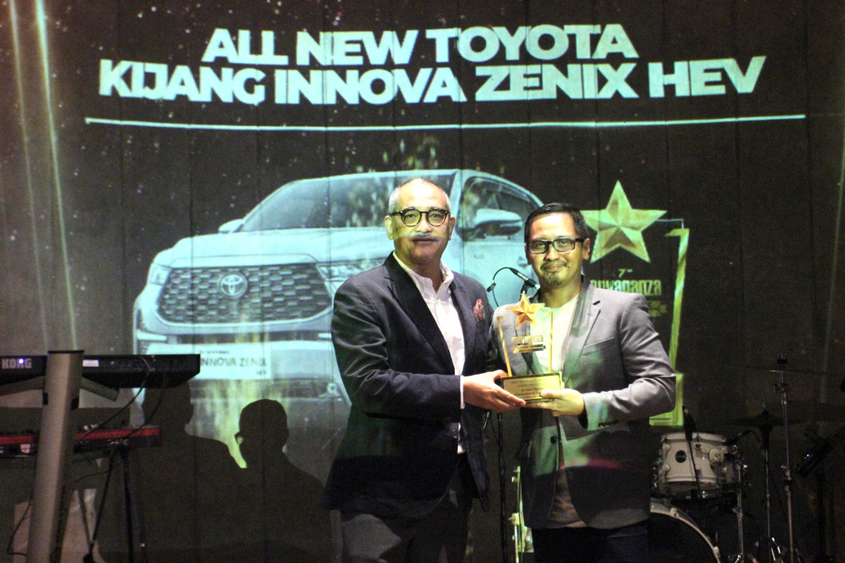 Bikin Bangga, Karya Anak Bangsa All-New Kijang Innova Zenix Hybrid Raih Best Carvaganza Editors’ Choice Award 2023