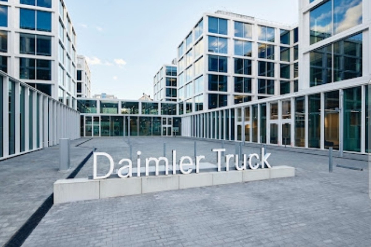 Daimler Truck Capai Peningkatan  Pendapatan Di Tahun 2023