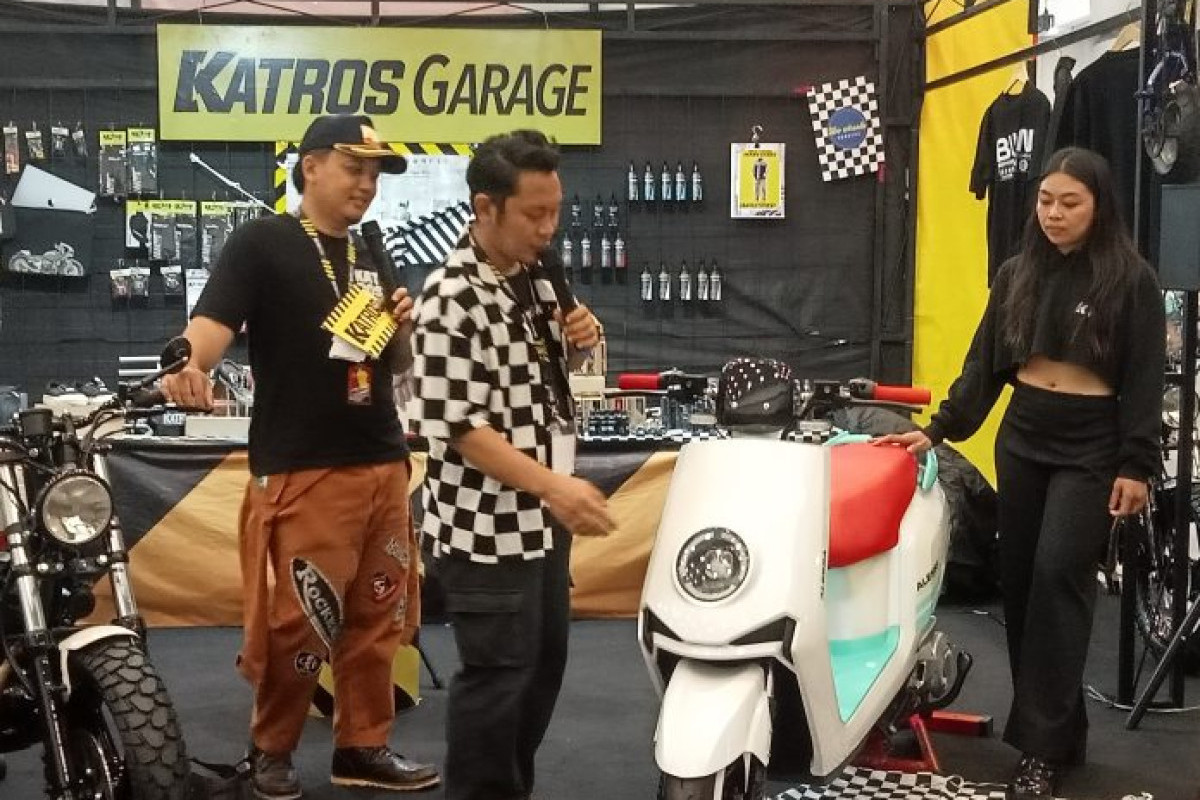 Kolaborasi Atenk Katros Dan Alessa Motors Ciptakan Modifikasi Untuk Kebutuhan Harian