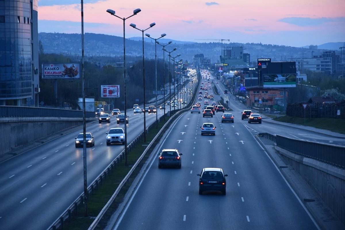 Malaysia Bertekuk Lutut! Usai Proyek Jalan di Kalimantan Barat ini Punya Panjang 79,2 Km Menjulang Sampai Negeri Jiran, Biayanya Capai Rp465 Miliar