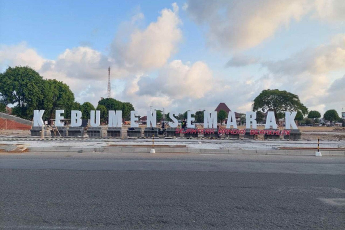 Kisah Miris Kampung Terpencil di Pelosok Kebumen, Warga Menghuni Bekas Terowongan Kereta Api, Akses Jalan yang Sangat Parah