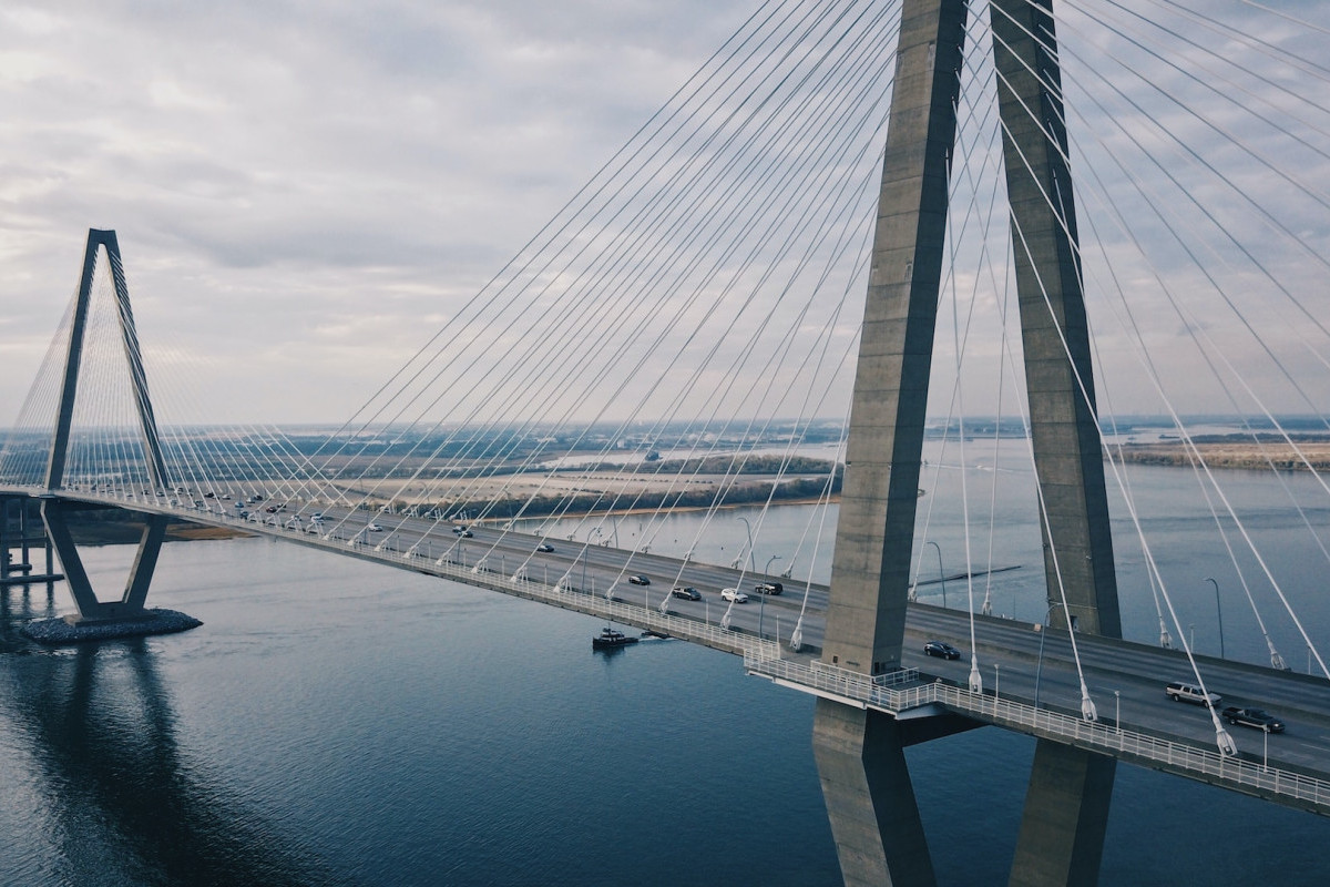 Miliki Panjang Capai 243 Meter, Jembatan Gantung Terbaik di Jawa Barat Ini Berhasil Bikin Iri Malayasia! Begini Gambaran dan Keindahannya