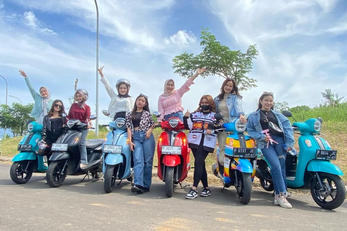 Ramaikan Kota Jember, Puluhan Pemotor Pengguna Yamaha Classy Gelar Roling City