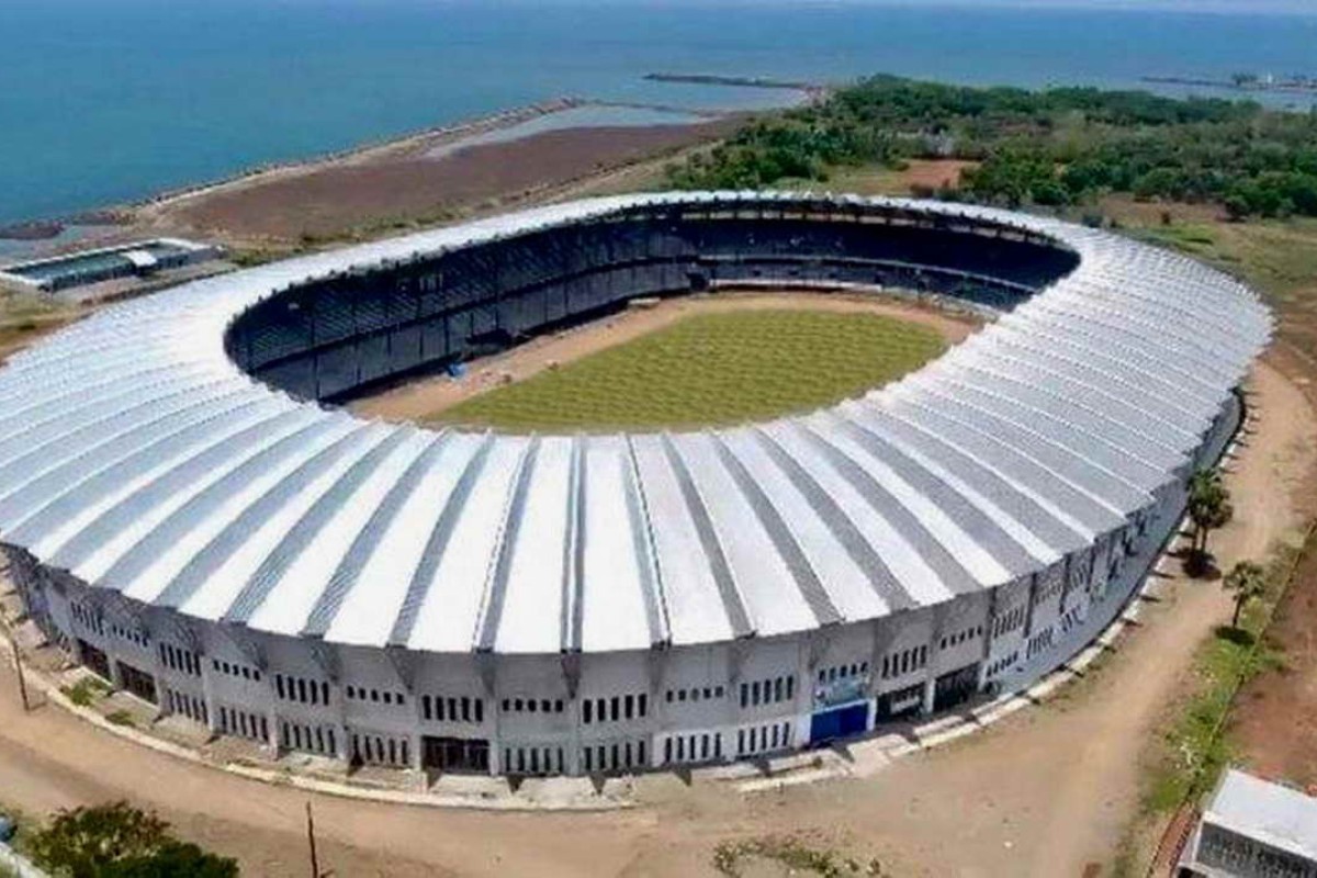 Jaraknya Hanya 15 Menit dari Makassar, Stadion Megah dengan Arsitektur Eropa, Kini Terlupakan dan Terlantar Tak Kunjung Usai Dibangun