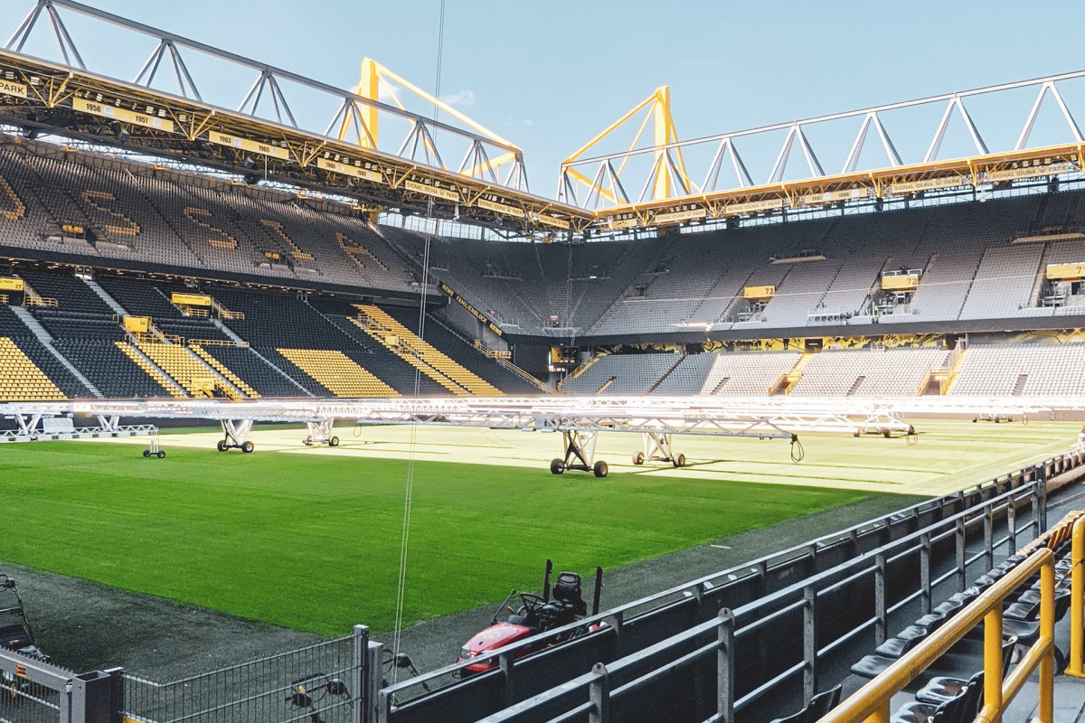 Stadion Internasional di Jawa Barat Ini Terpaksa Mangkrak Sebab Gagal Proyek! Sayang, Usai Pangkas Lahan Teh Seluas 3,000 Meter, Kini Bogor Urung Punya Bangunan Megah 