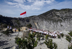 Ducati Indonesia Bersama DOCI Gelar Upacara Bendera 17 Agustus Di Tepi Kawah Tangkuban Perahu